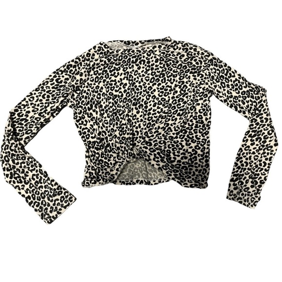 Nordstrom Other - GIRLS Nordstrom Leopard Print Long Sleeve with Front Knox Size L 10/12